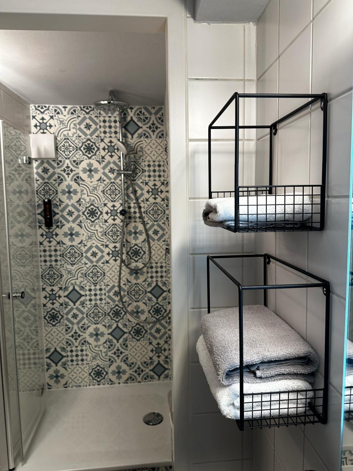 Appartement Apartelliment - Smart Uebernachten In Keulen